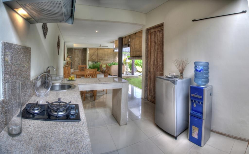 Villa Lestari スミニャック 部屋 写真