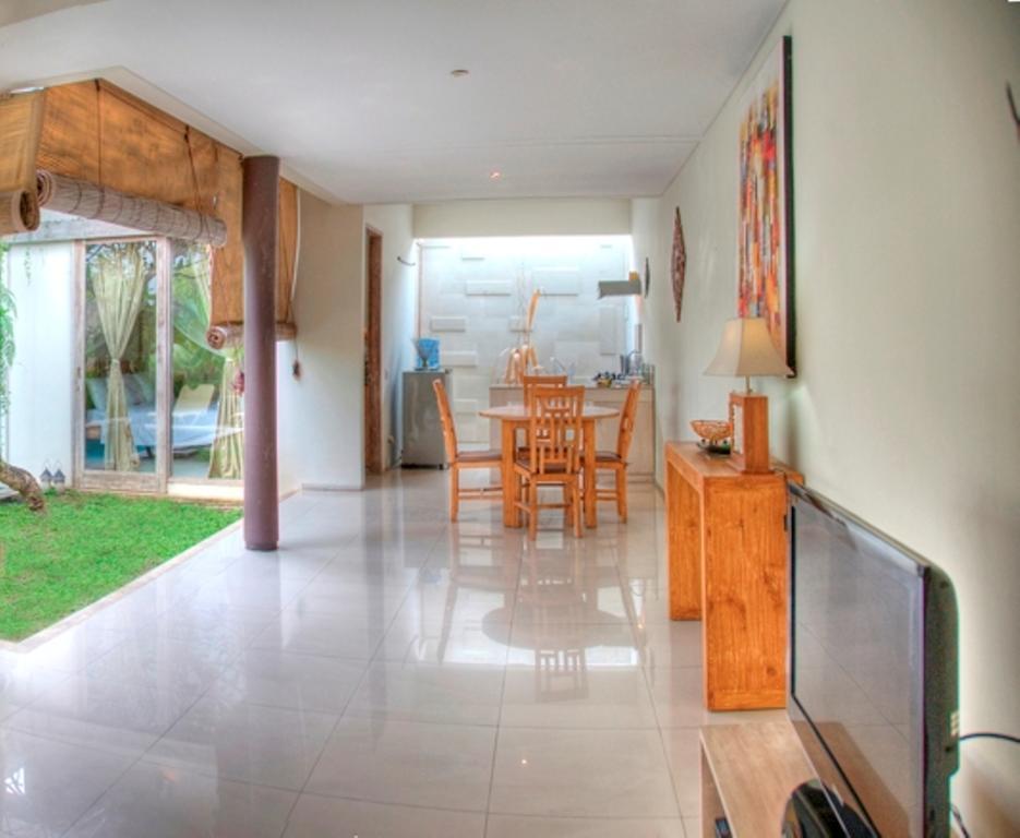 Villa Lestari スミニャック 部屋 写真